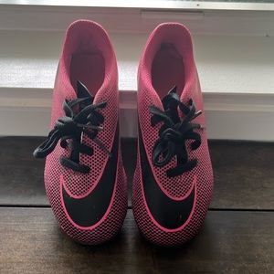 Toddler Girl Pink Nike Soccer Cleats ⚽️